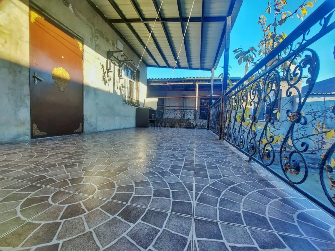 Satılır 3 otaqlı həyət evi 100 m²