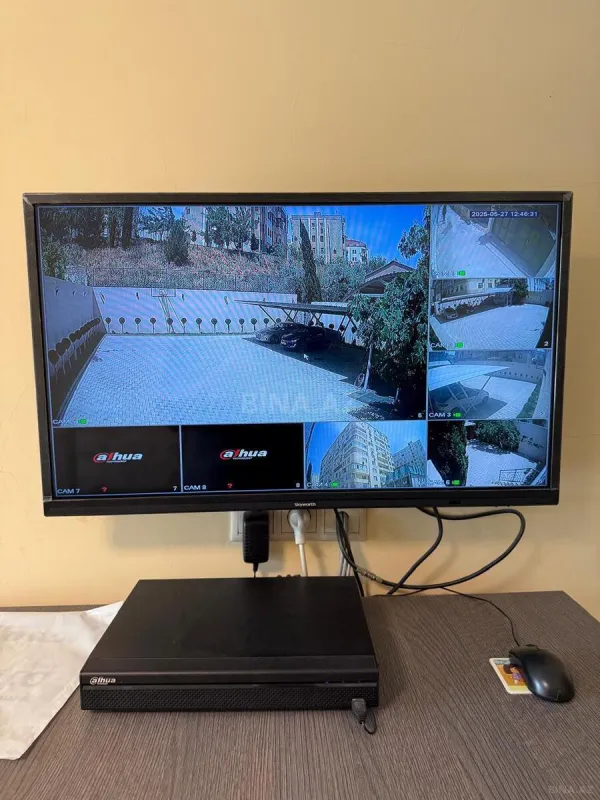 Satılır 10 otaqlı həyət evi 350 m²