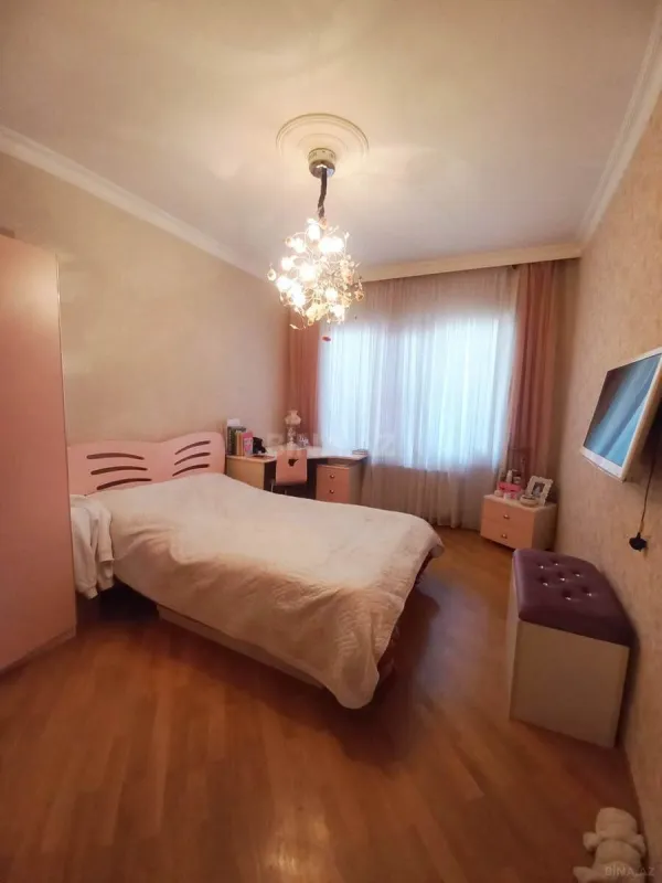 Satılır 3 otaqlı mənzil 90 m²