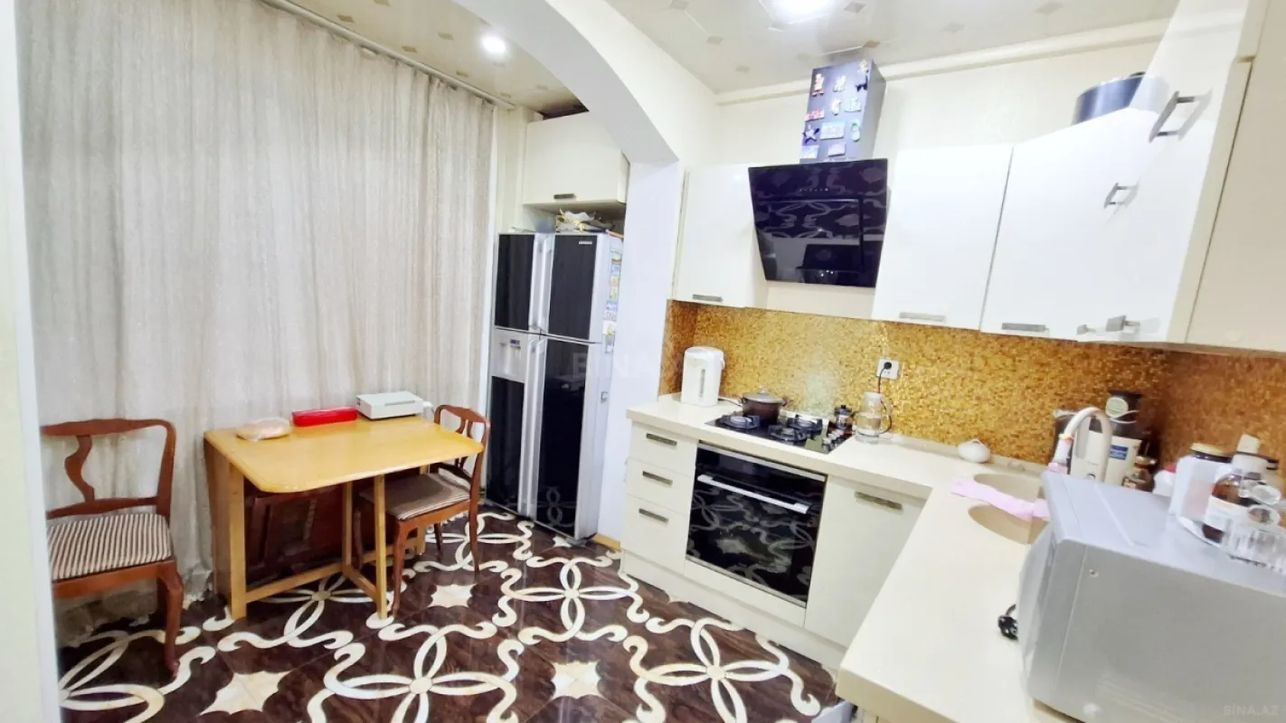 Satılır 3 otaqlı mənzil 90 m²