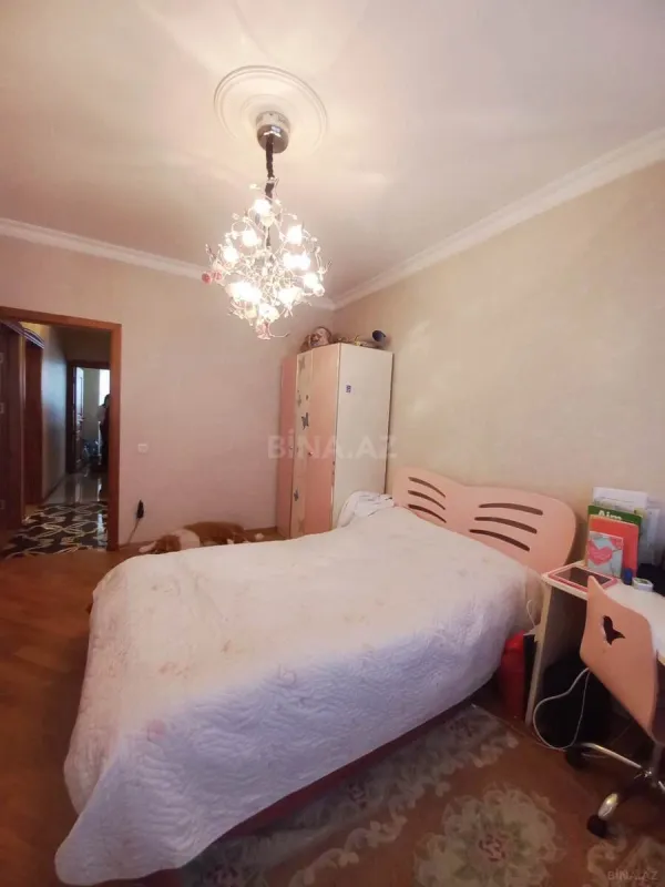 Satılır 3 otaqlı mənzil 90 m²
