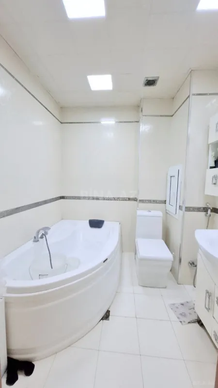 Satılır 3 otaqlı mənzil 90 m²