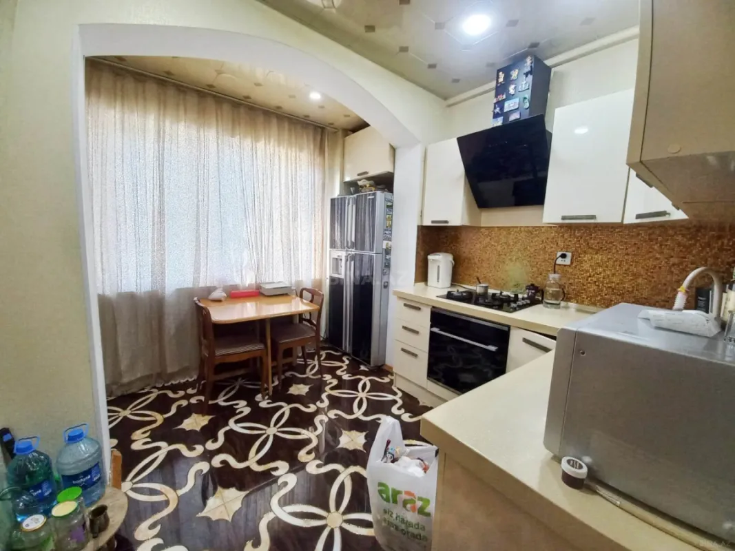 Satılır 3 otaqlı mənzil 90 m²