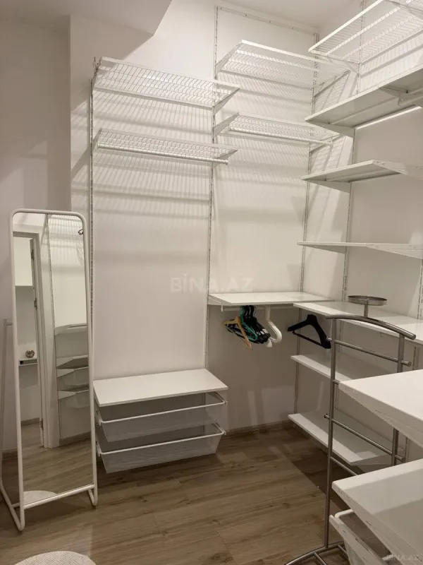 Kirayə verilir 4 otaqlı mənzil 170 m²