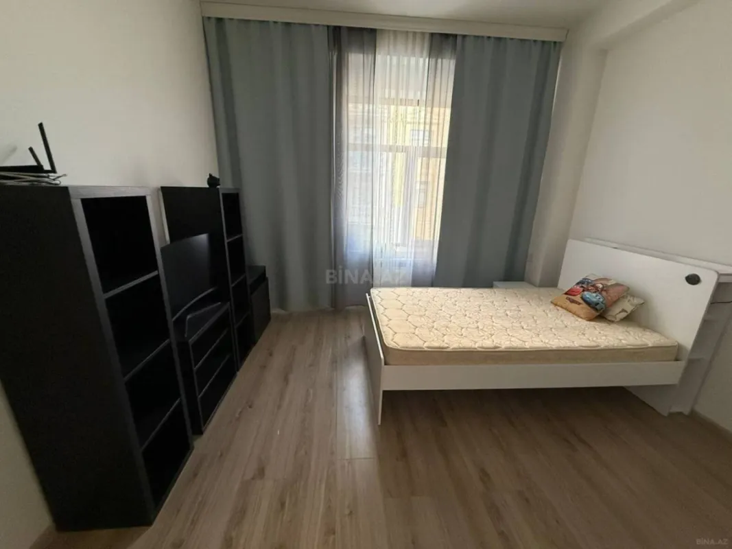 Kirayə verilir 4 otaqlı mənzil 170 m²