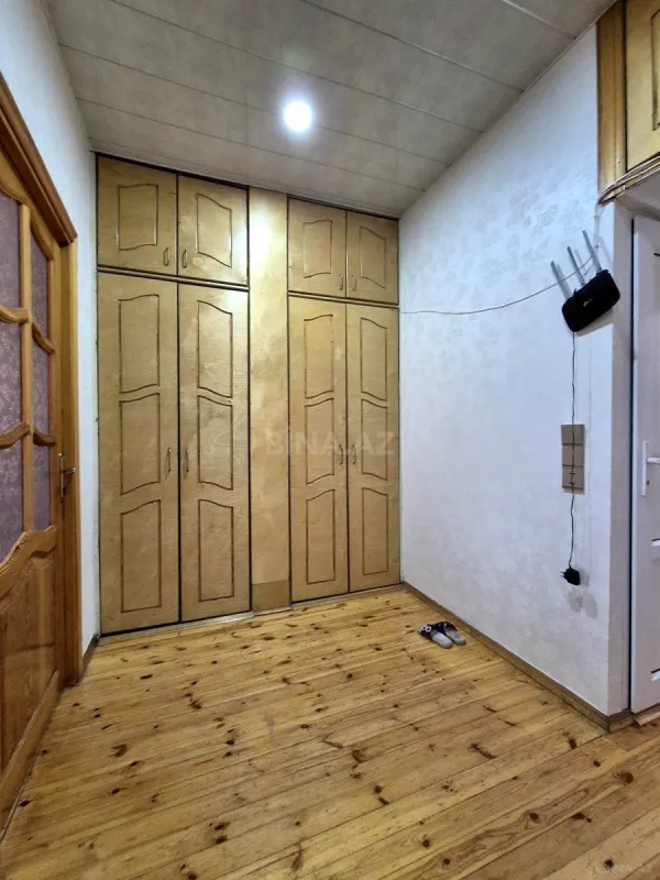 Kirayə verilir 2 otaqlı mənzil 65 m²