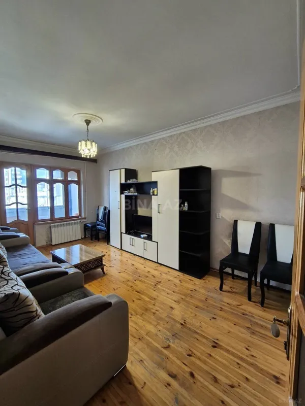 Kirayə verilir 2 otaqlı mənzil 65 m²