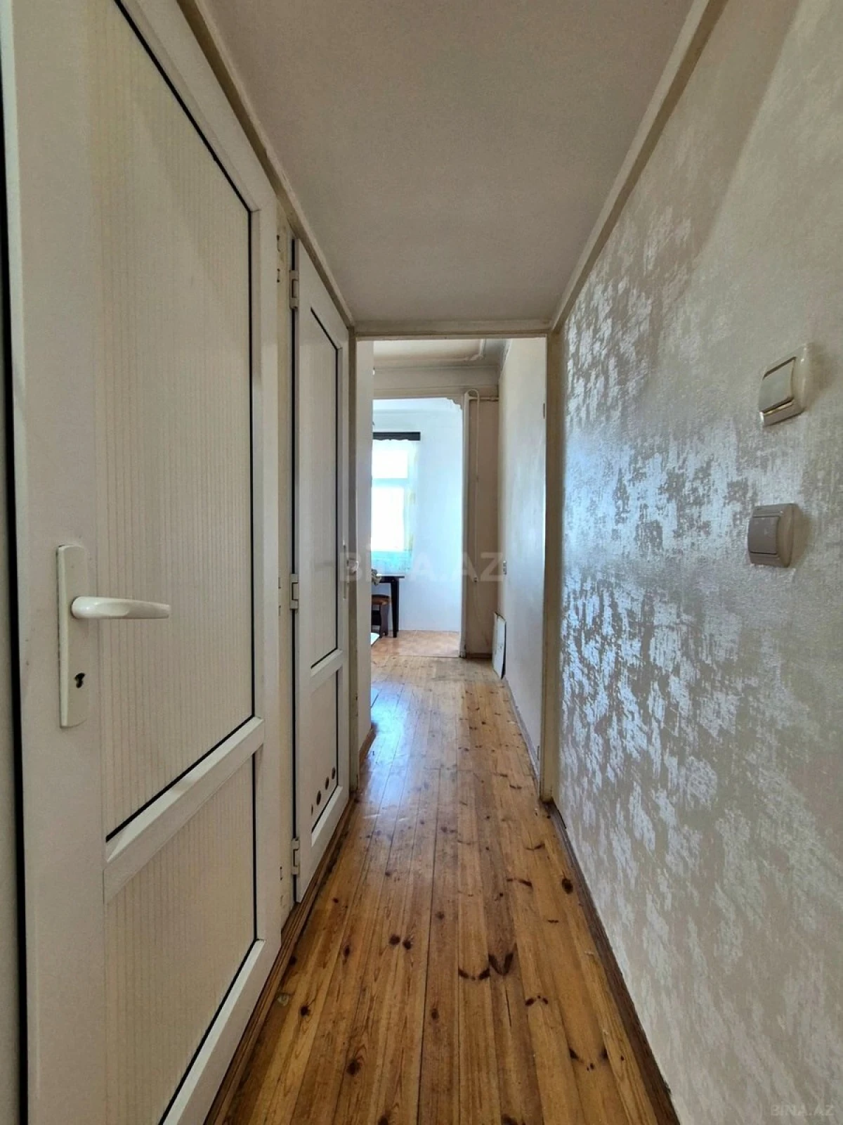 Kirayə verilir 2 otaqlı mənzil 65 m²