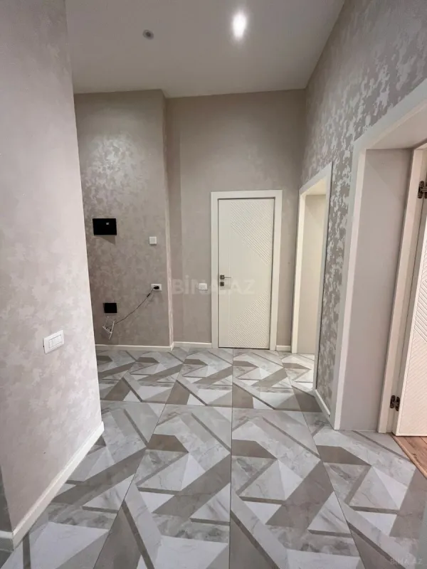 Kirayə verilir 2 otaqlı mənzil 73 m²