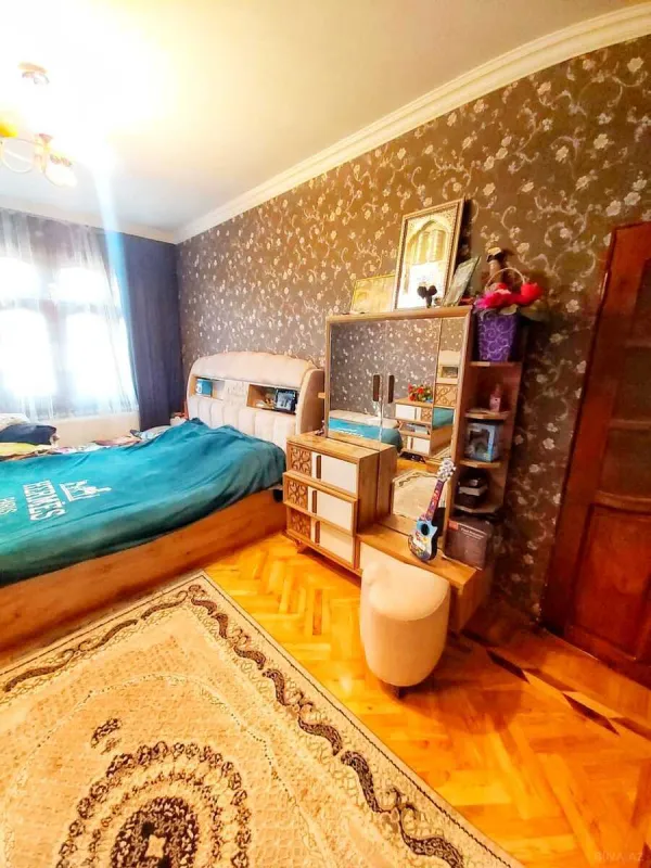 Satılır 2 otaqlı mənzil 56 m²