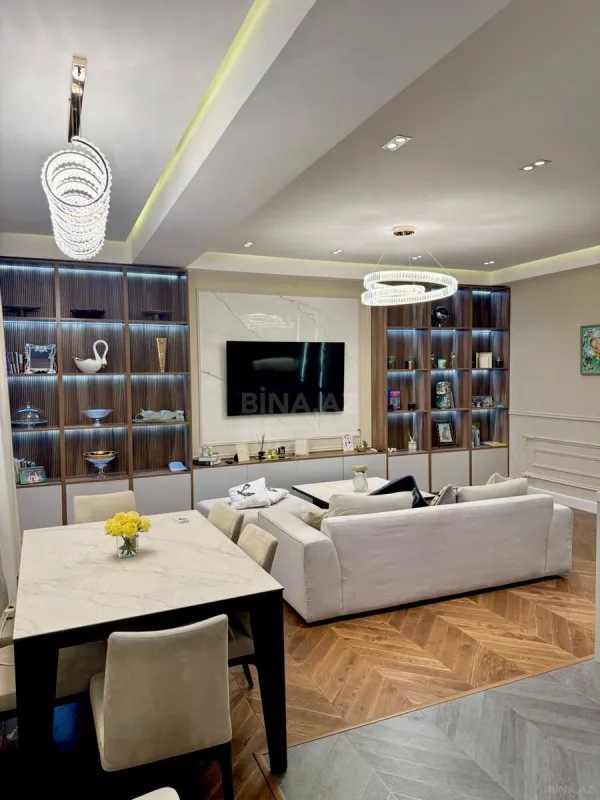 Satılır 2 otaqlı mənzil 89 m²