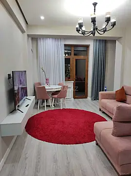 Satılır 2 otaqlı mənzil 72 m²