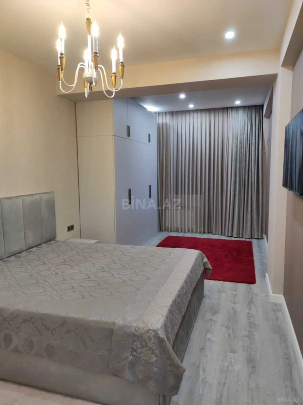 Satılır 2 otaqlı mənzil 72 m²