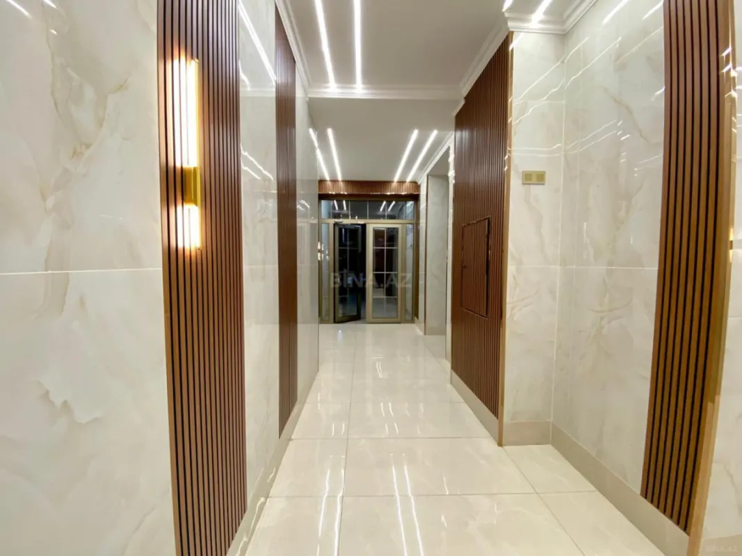 Satılır 3 otaqlı mənzil 140 m²
