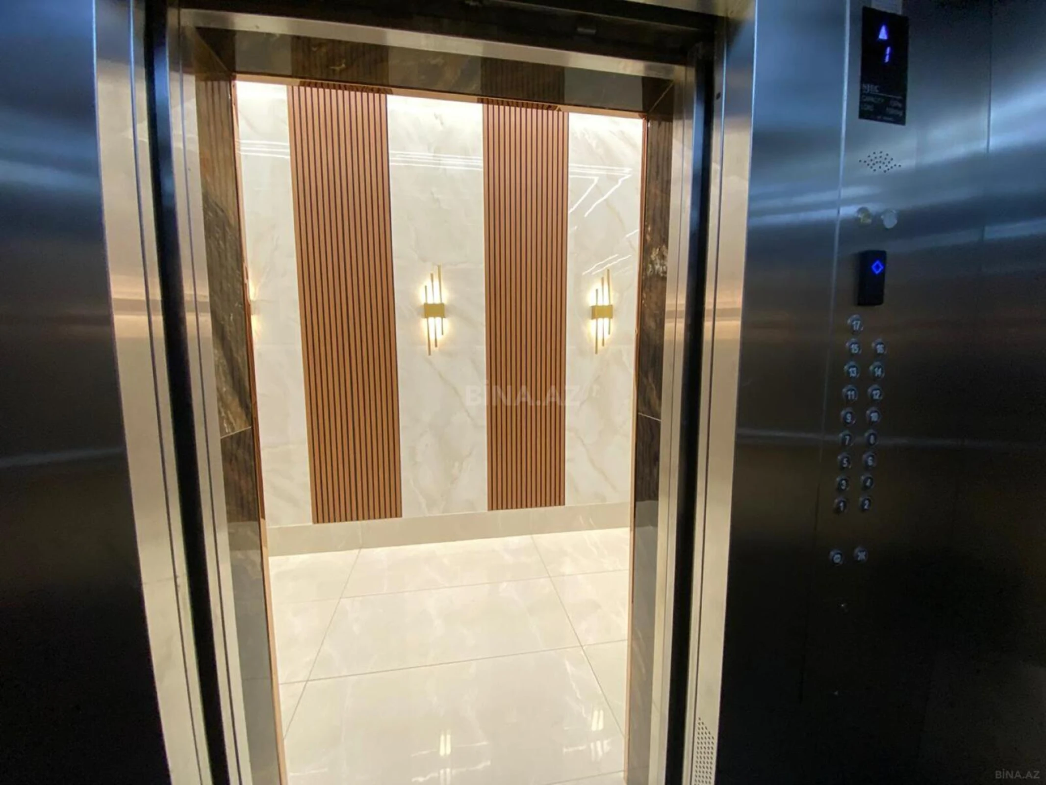 Satılır 3 otaqlı mənzil 140 m²