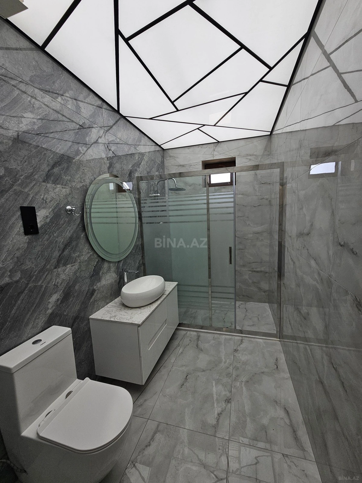 Satılır 3 otaqlı mənzil 150 m²