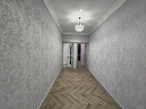 Satılır 3 otaqlı mənzil 150 m²