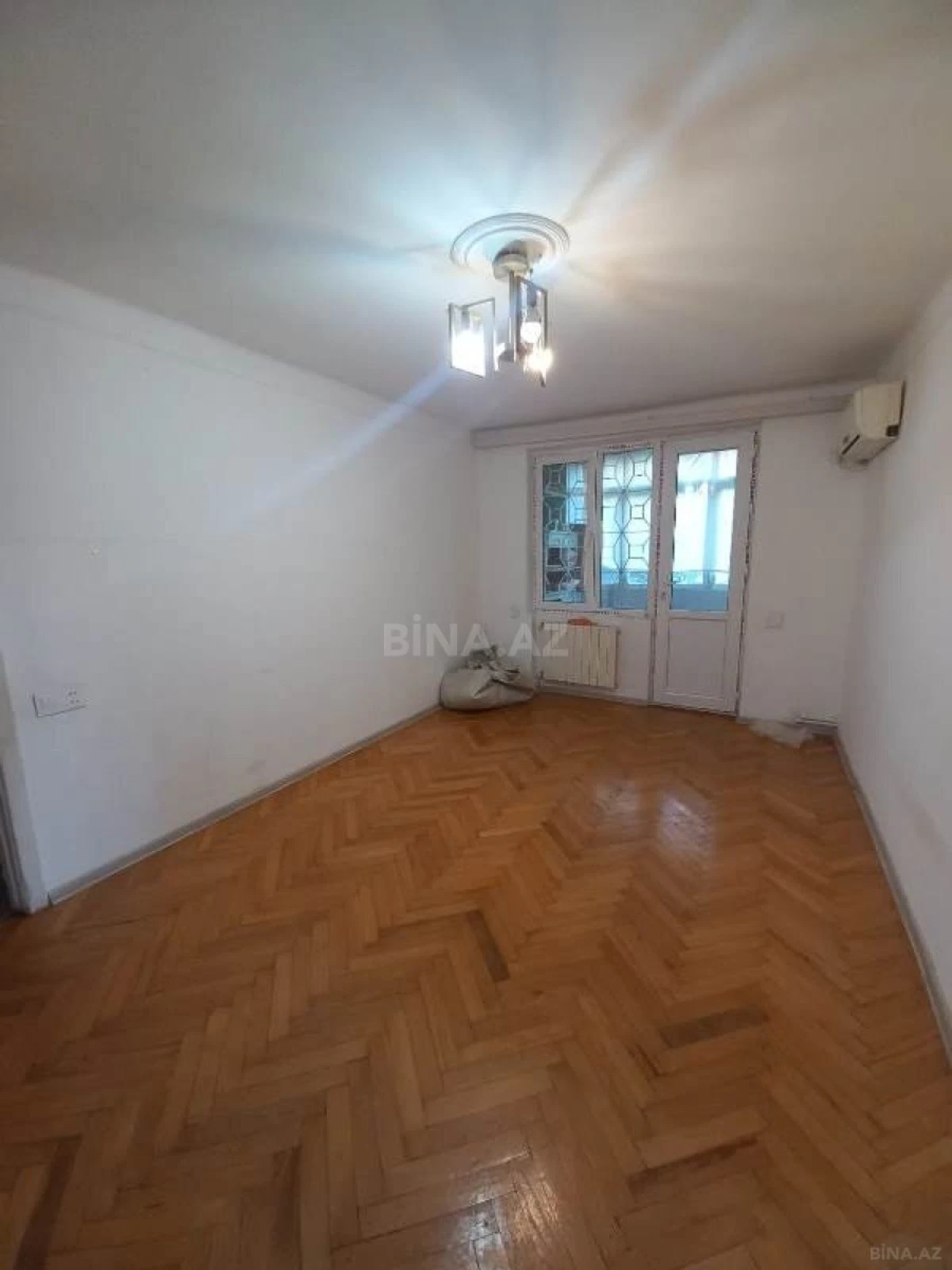 Satılır 2 otaqlı mənzil 40.3 m²