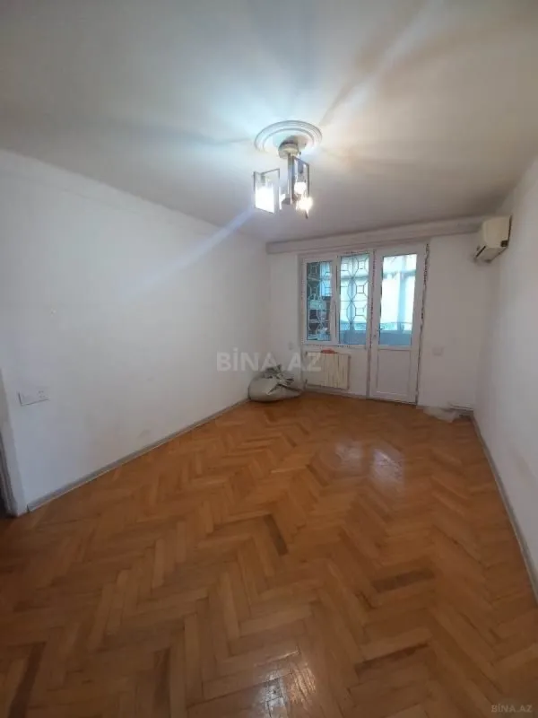 Satılır 2 otaqlı mənzil 40.3 m²
