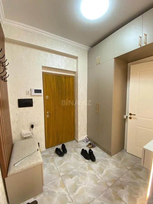 Satılır 2 otaqlı mənzil 86 m²