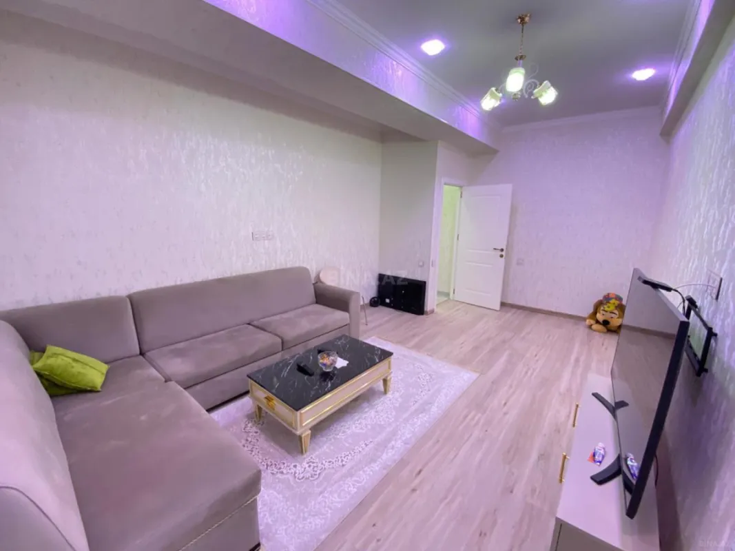 Satılır 2 otaqlı mənzil 86 m²