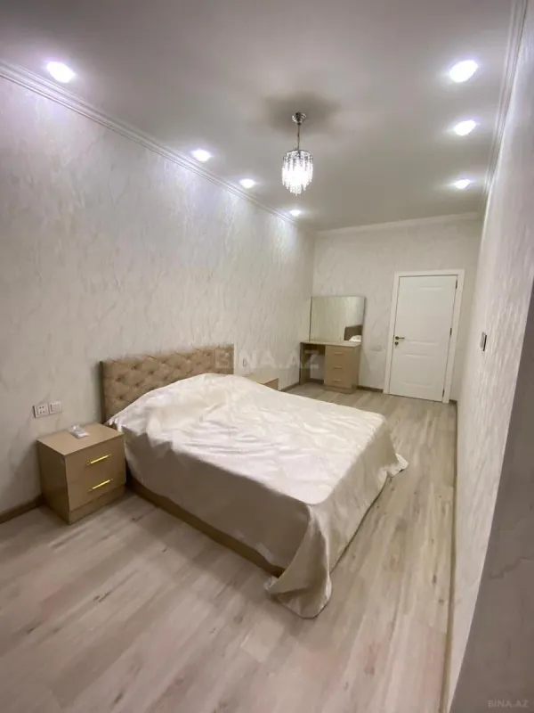 Satılır 2 otaqlı mənzil 86 m²