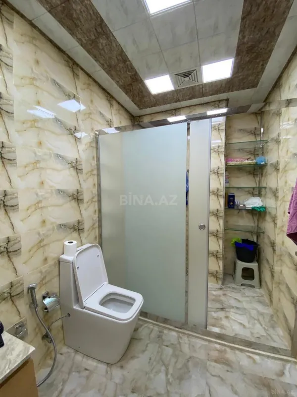 Satılır 2 otaqlı mənzil 86 m²