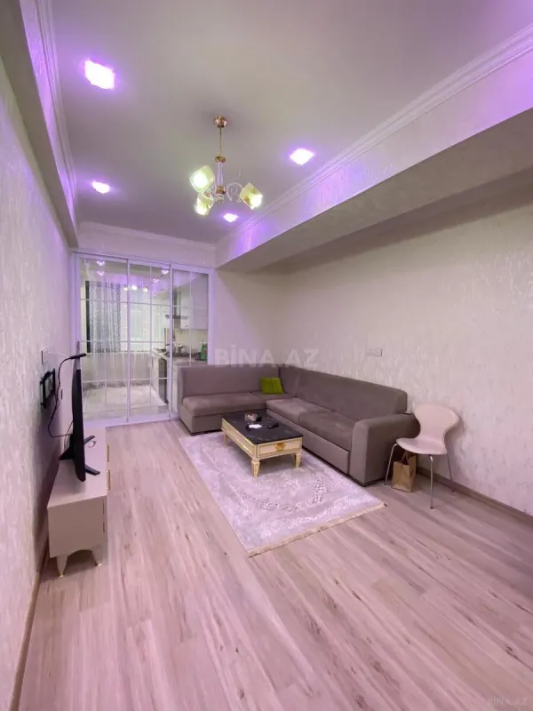 Satılır 2 otaqlı mənzil 86 m²