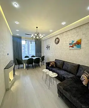 Satılır 2 otaqlı mənzil 70 m²