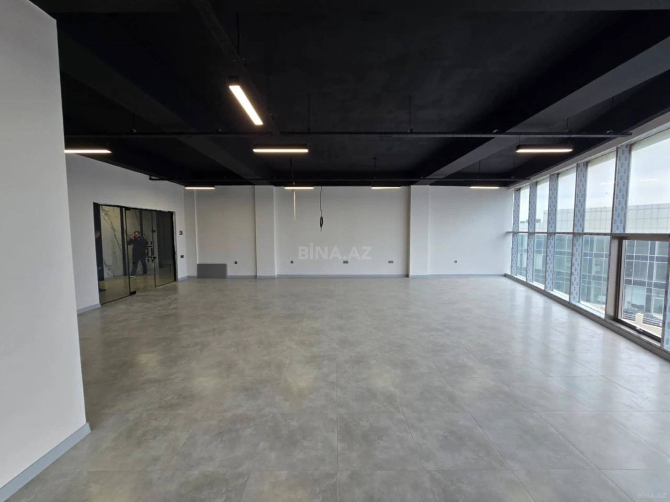 Kirayə verilir obyekt 400 m²