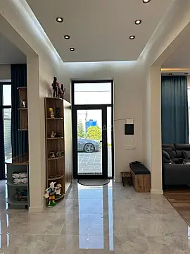 Satılır 4 otaqlı həyət evi 170 m²