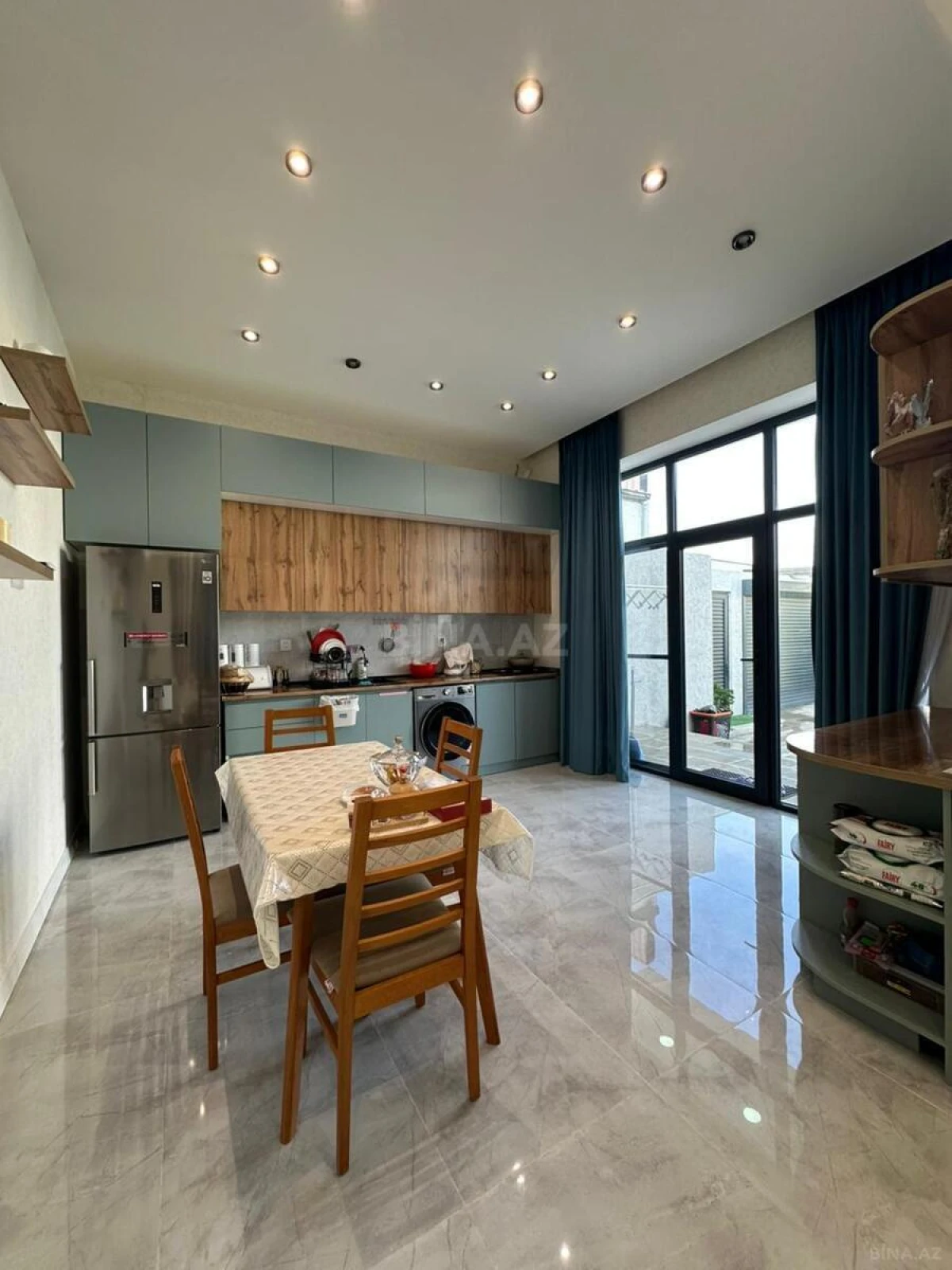 Satılır 4 otaqlı həyət evi 170 m²