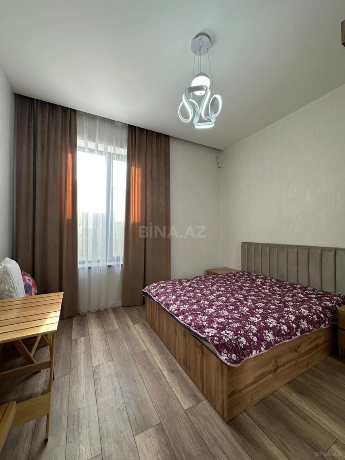 Satılır 4 otaqlı həyət evi 170 m²