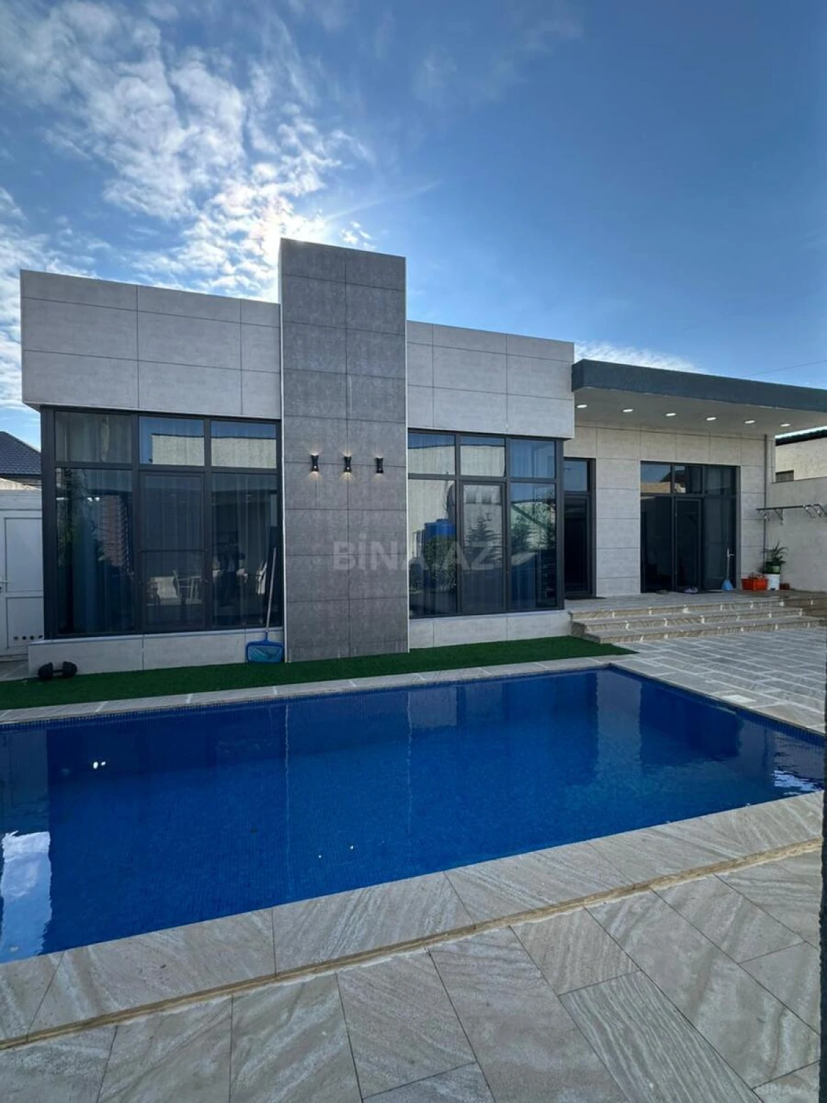 Satılır 4 otaqlı həyət evi 170 m²