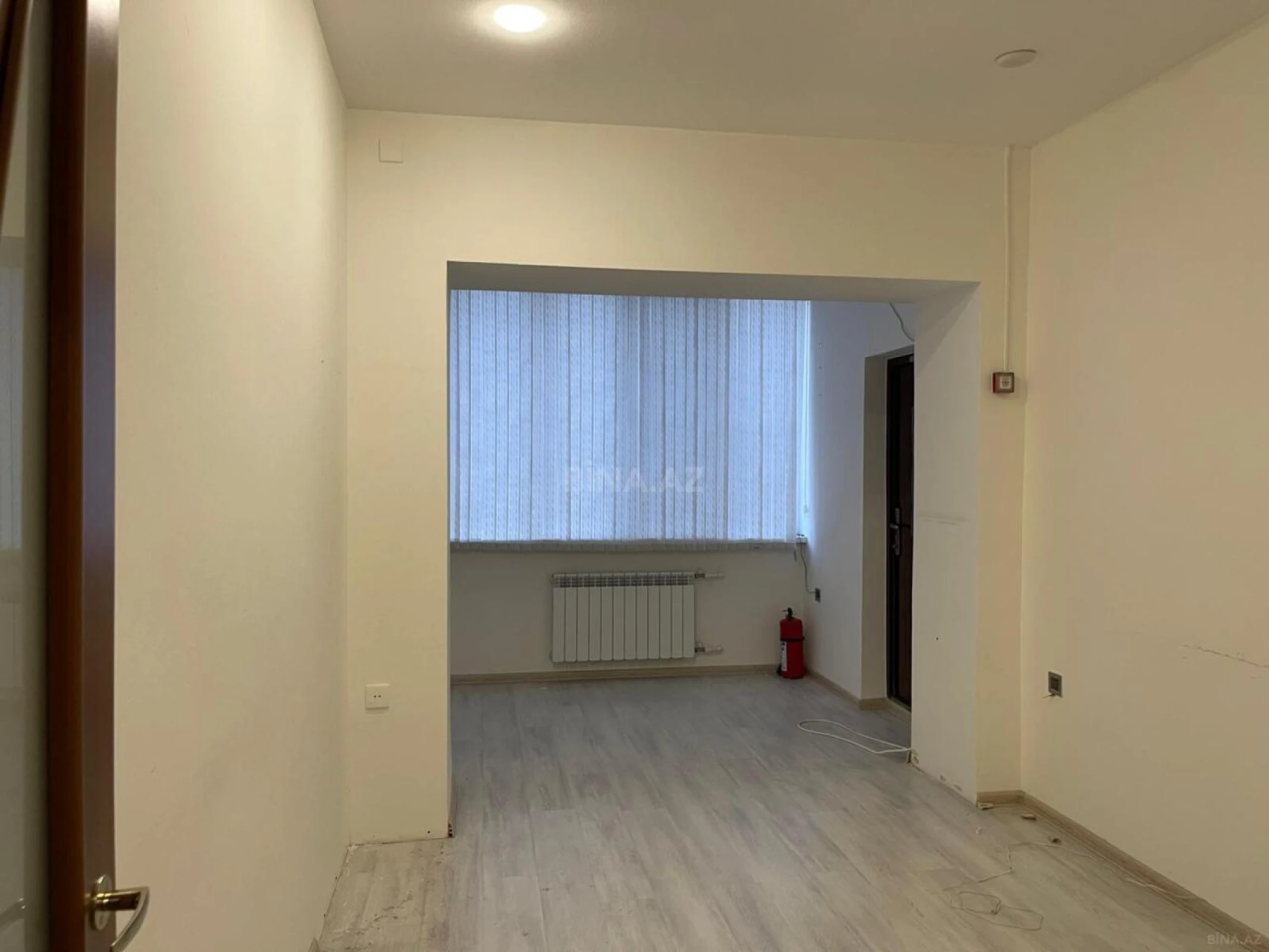 Kirayə verilir 3 otaqlı ofis 100 m²