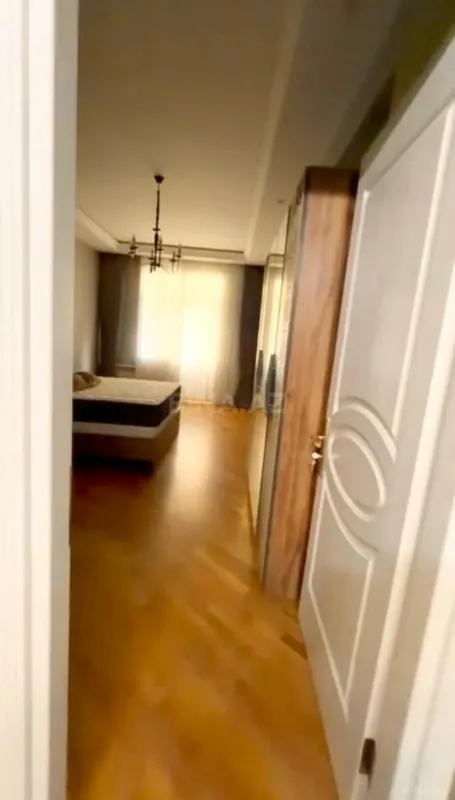 Kirayə verilir 3 otaqlı mənzil 155 m²