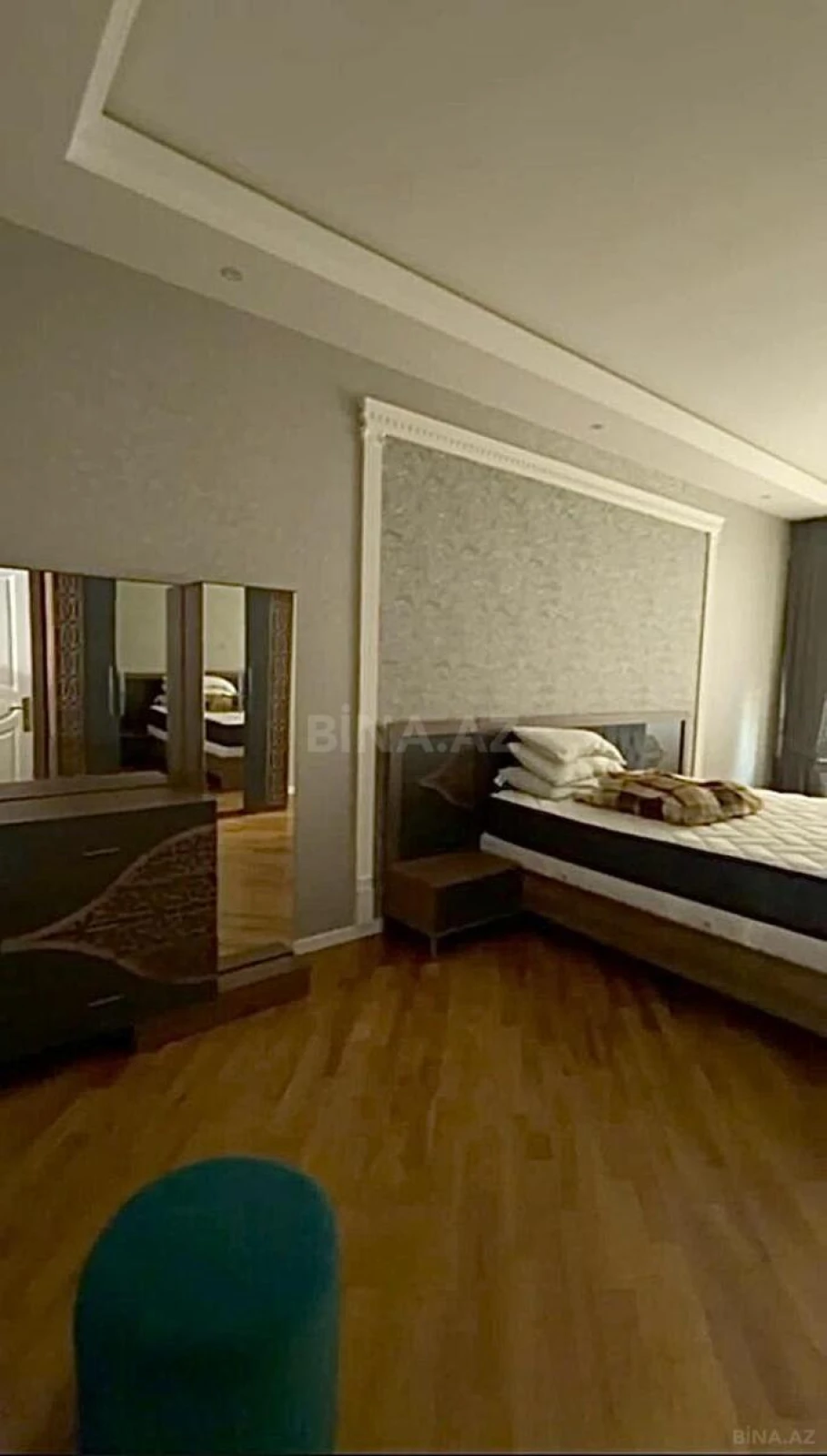 Kirayə verilir 3 otaqlı mənzil 155 m²