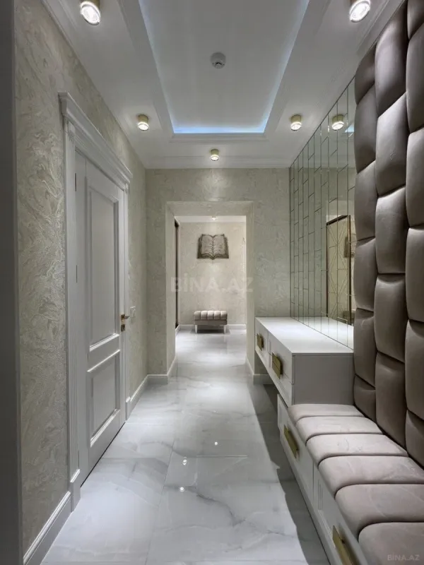 Kirayə verilir 3 otaqlı mənzil 145 m²