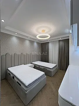 Kirayə verilir 3 otaqlı mənzil 145 m²