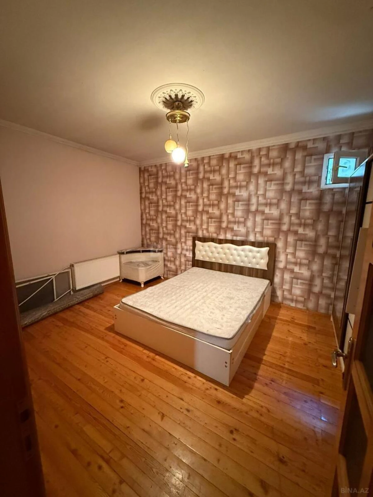 Satılır 4 otaqlı həyət evi 150 m²