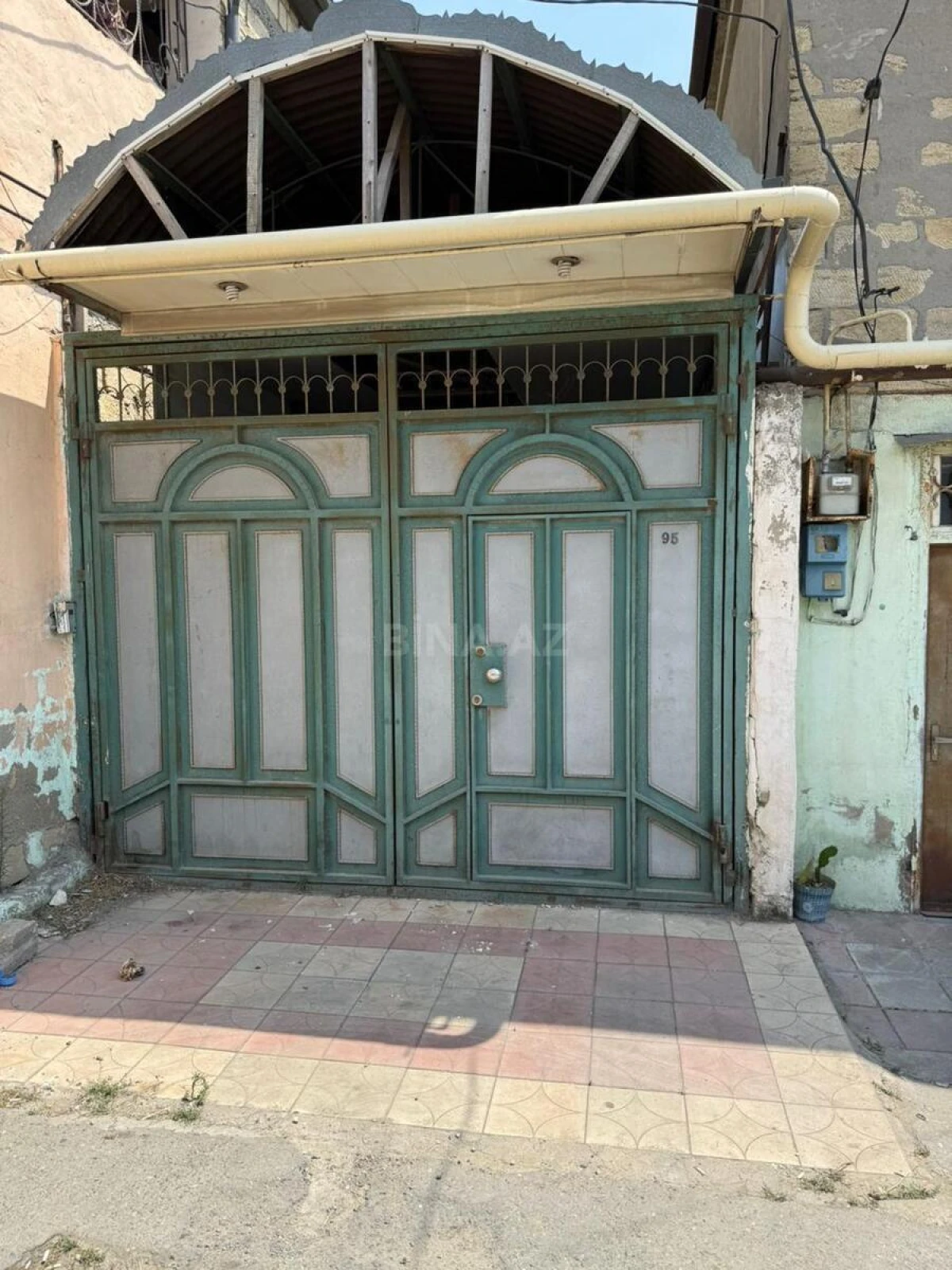Satılır 4 otaqlı həyət evi 150 m²