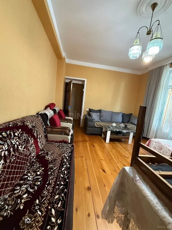 Satılır 2 otaqlı mənzil 64 m²