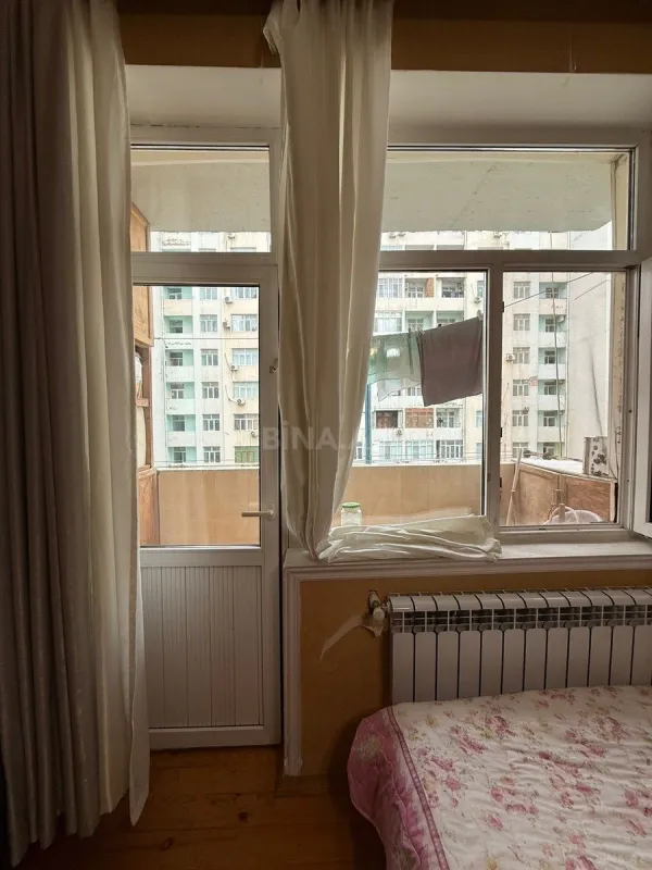 Satılır 2 otaqlı mənzil 64 m²