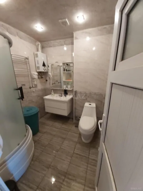 Satılır 4 otaqlı mənzil 105 m²