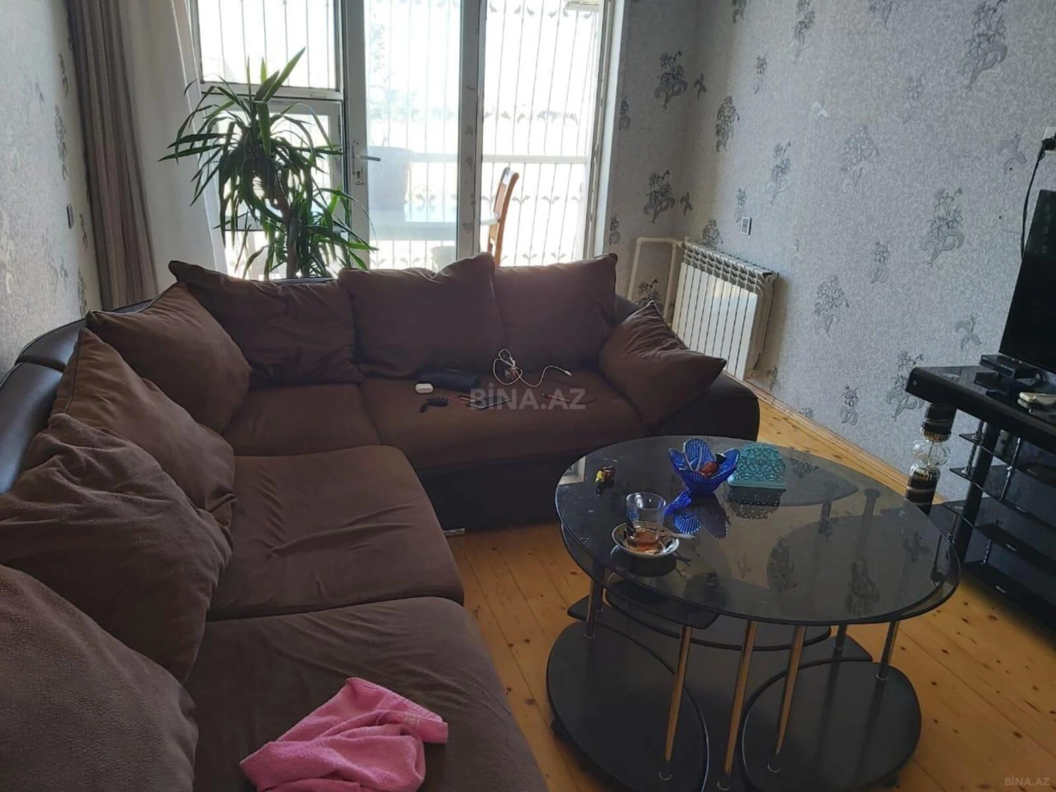 Satılır 4 otaqlı mənzil 105 m²
