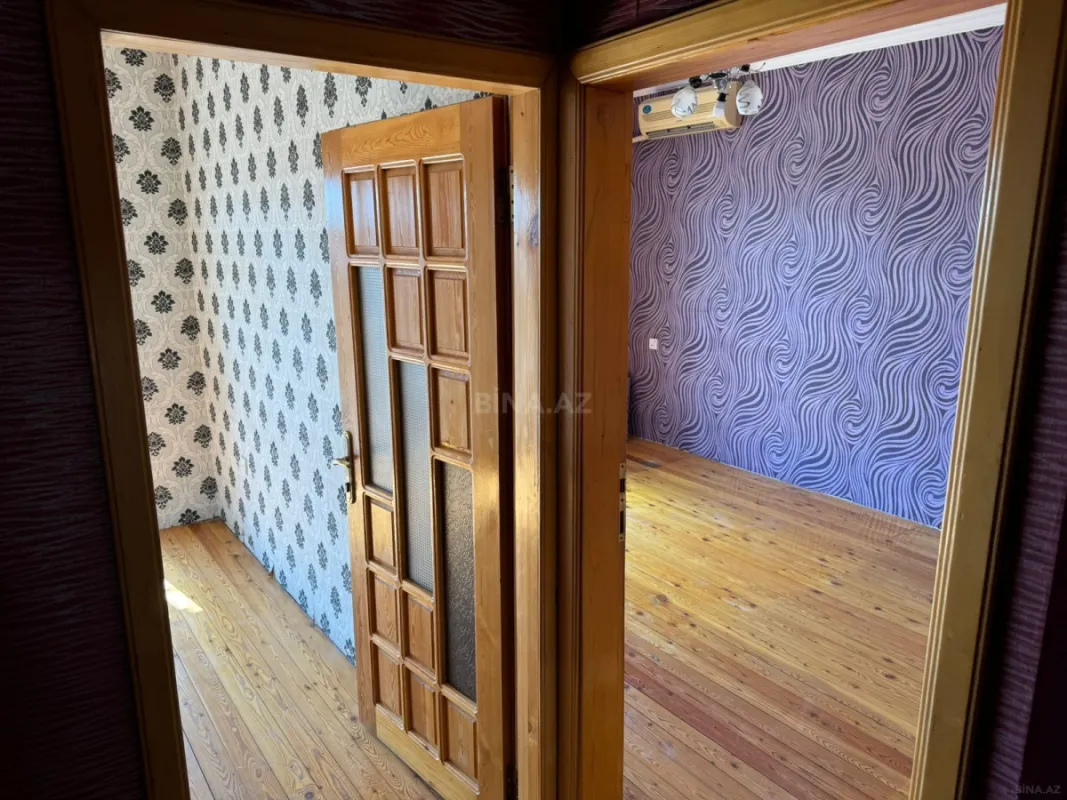 Satılır 4 otaqlı mənzil 105 m²