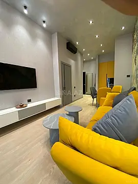 Kirayə verilir 2 otaqlı mənzil 65 m²