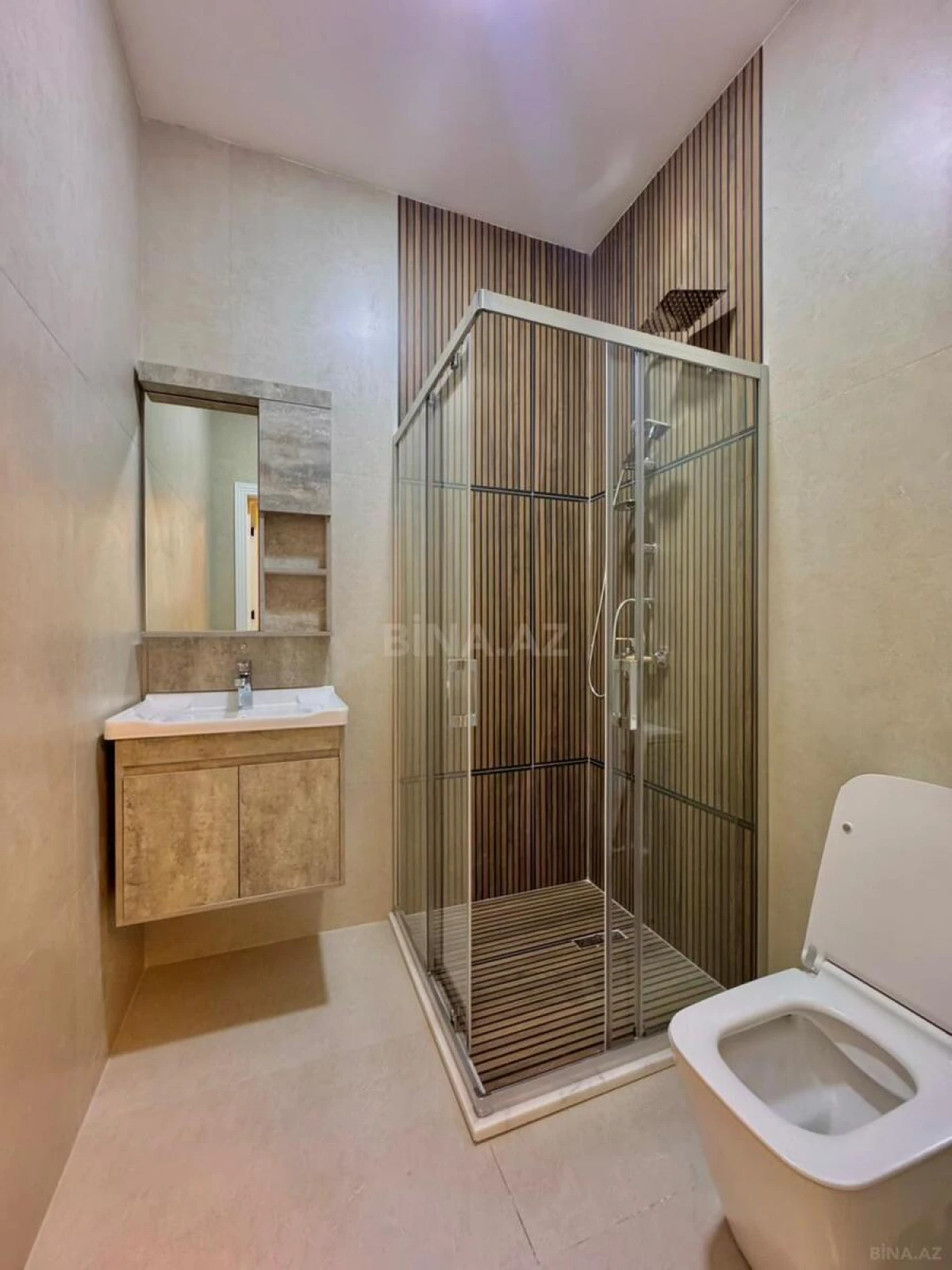 Satılır 4 otaqlı həyət evi 170 m²