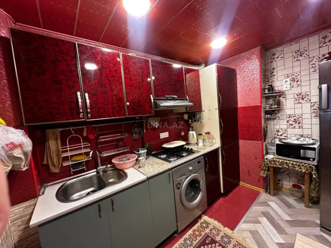 Satılır 3 otaqlı mənzil 93 m²