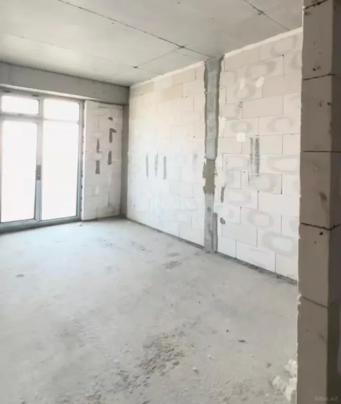 Satılır 2 otaqlı mənzil 109 m²